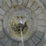 historucal fountain